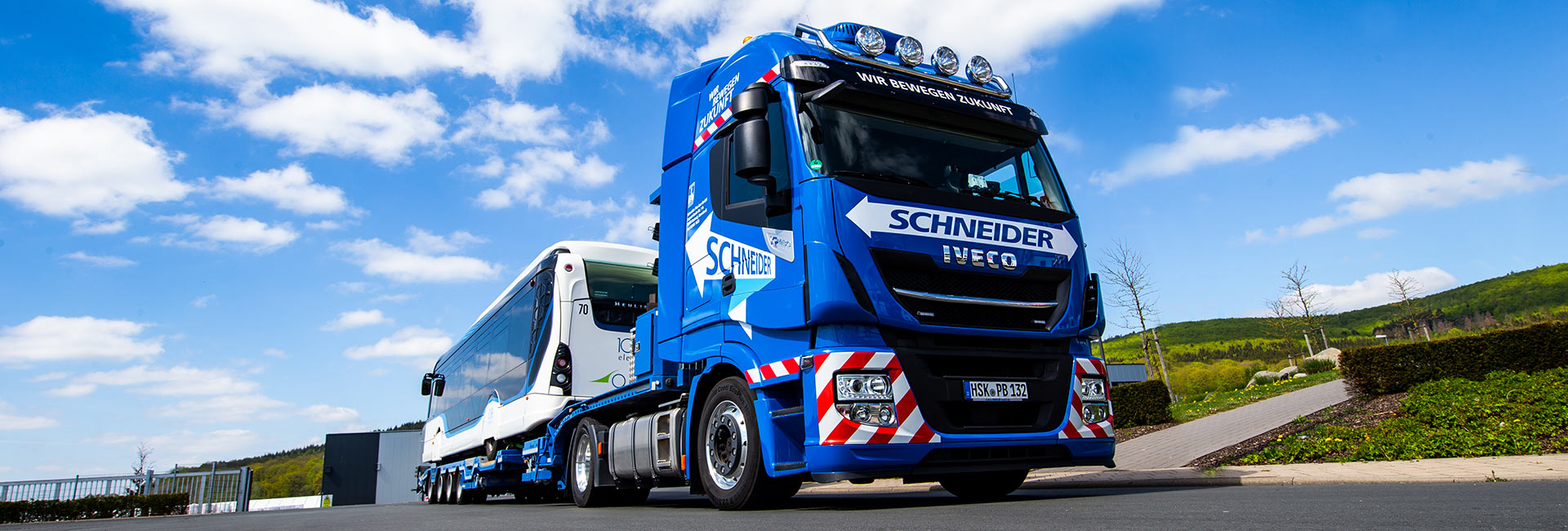 schneider_plusbus_spezialtransporte_001